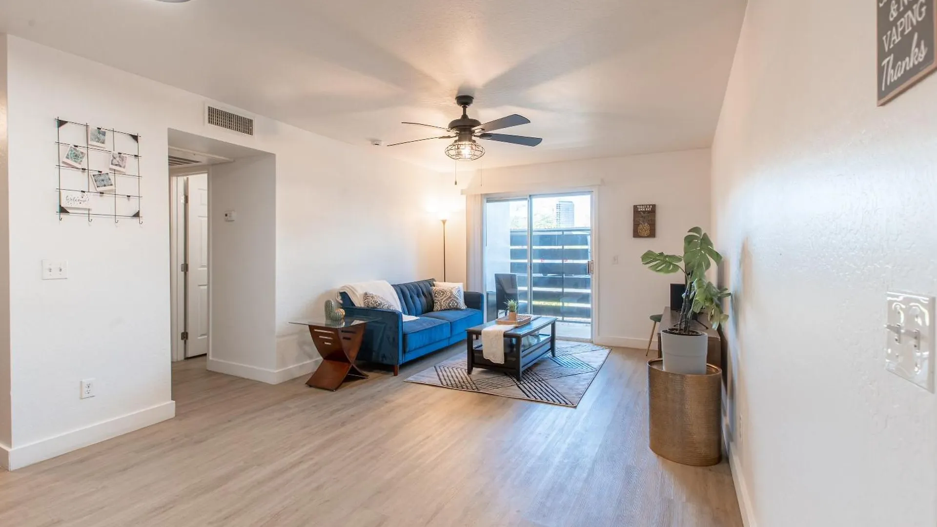 Spacious 1 Bedroom Apartment With Pool & Private Patio! Phoenix