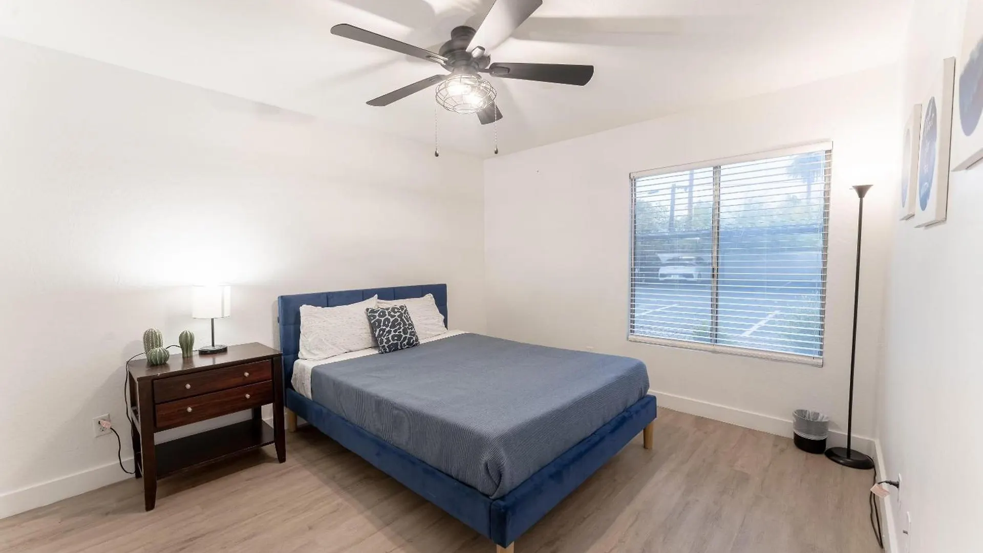 Spacious 1 Bedroom Apartment With Pool & Private Patio! Phoenix 0*,  Stati Uniti